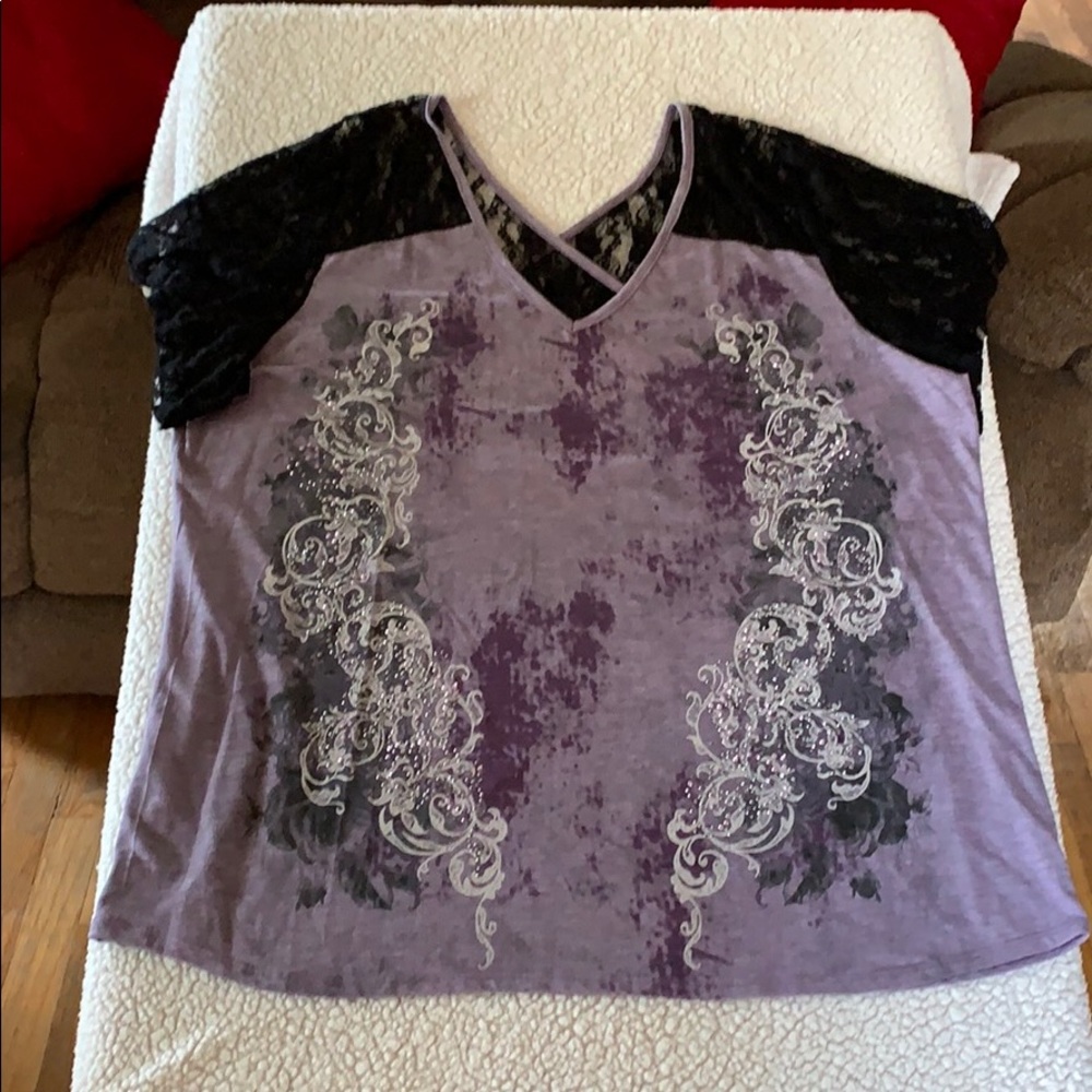 Maurice’s shirt